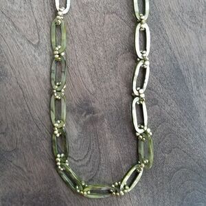 Anthology Green Pearl necklace